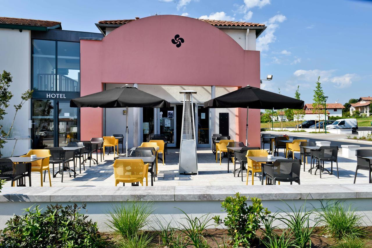 Hotel Restaurant Aldaburua Larressore Екстериор снимка